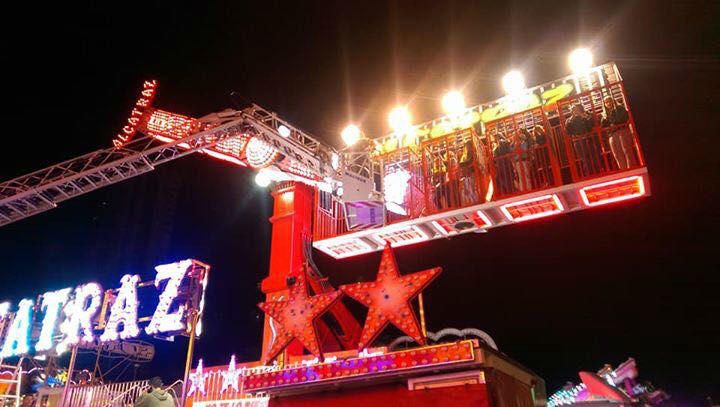 Rescatan a veinte tras quedar atrapados en juego mecánico en España - alcatraz-mecanico-45