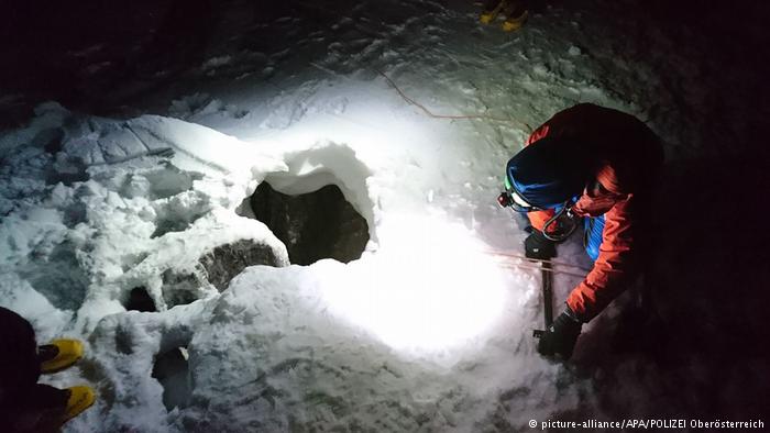 Rescatan a alpinista alemán gracias a mensaje de texto