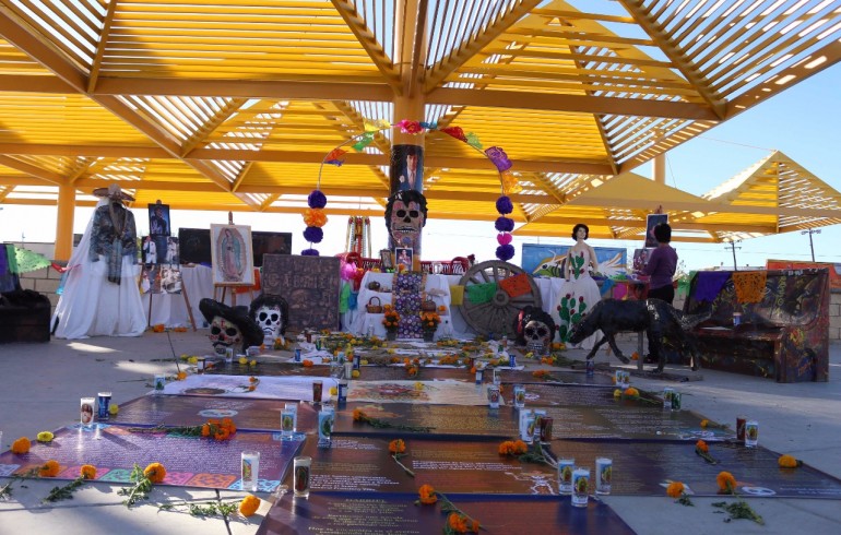 Crean altar en honor a Juan Gabriel en Ciudad Juárez