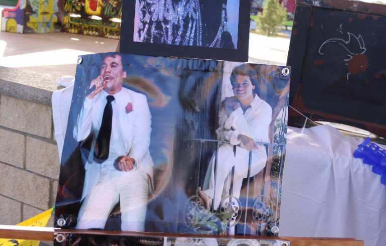 Crean altar en honor a Juan Gabriel en Ciudad Juárez - altar-juan-gabriel2