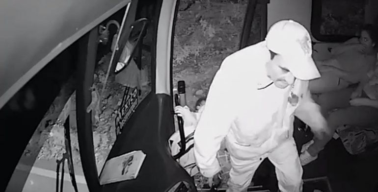 #Video Asaltan autobús de pasajeros en el Estado de México