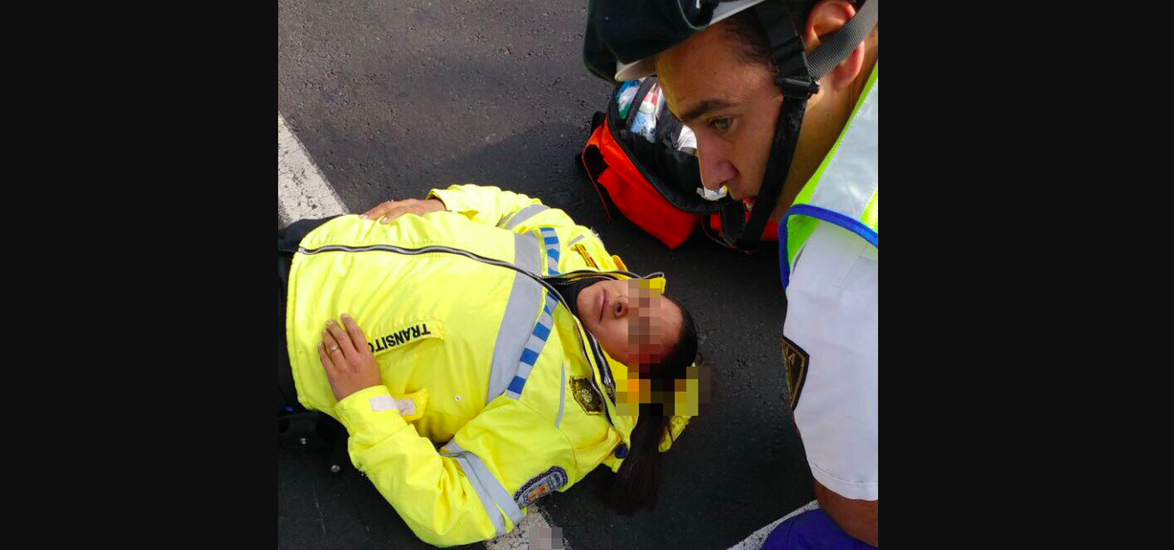 Autobús atropella a oficial de tránsito