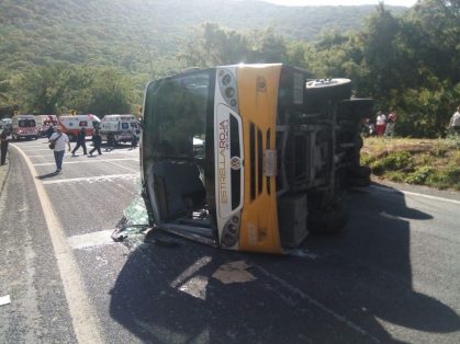 Vuelca autobús sobre carretera México-Cuautla - autobús-cuernavaca