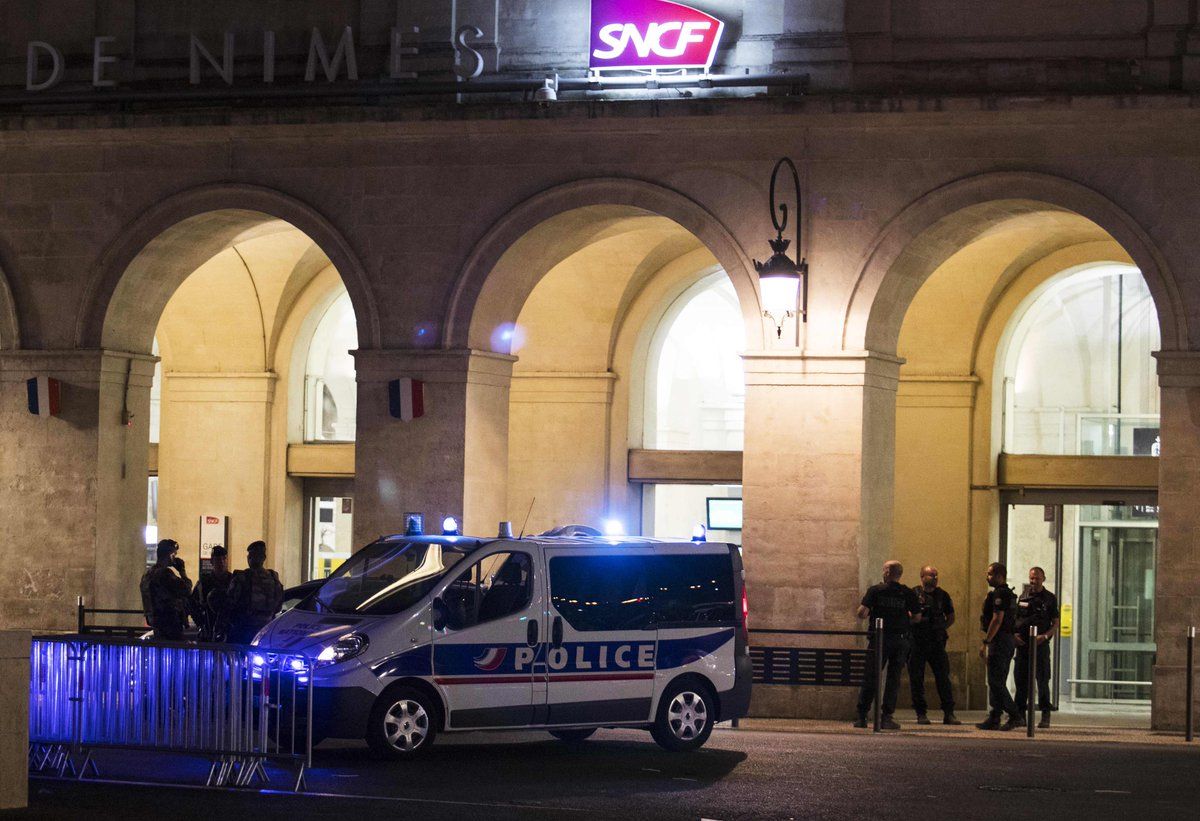 Atropellan a tres estudiantes en Francia