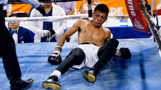Muere boxeador salvadoreño Francisco “Pantera” Ruiz tras ser noqueado