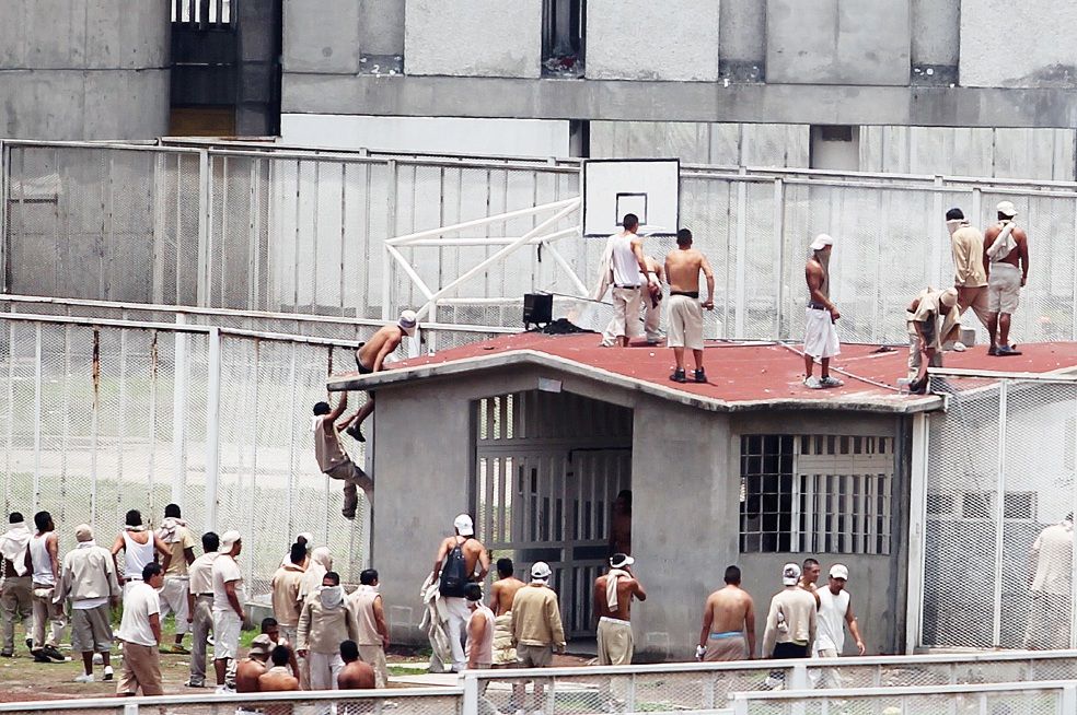 Autogobierno en nueve penales del Estado de México: CNDH - carceles