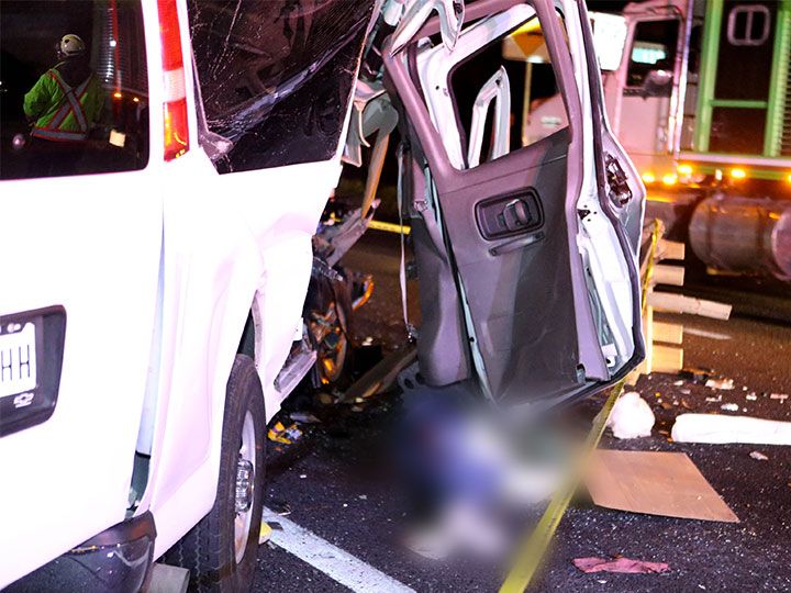 Mueren la actriz Maru Dueñas y el hijo de María Rubio en la México-Cuernavaca - choque-mexico-cuernavaca1