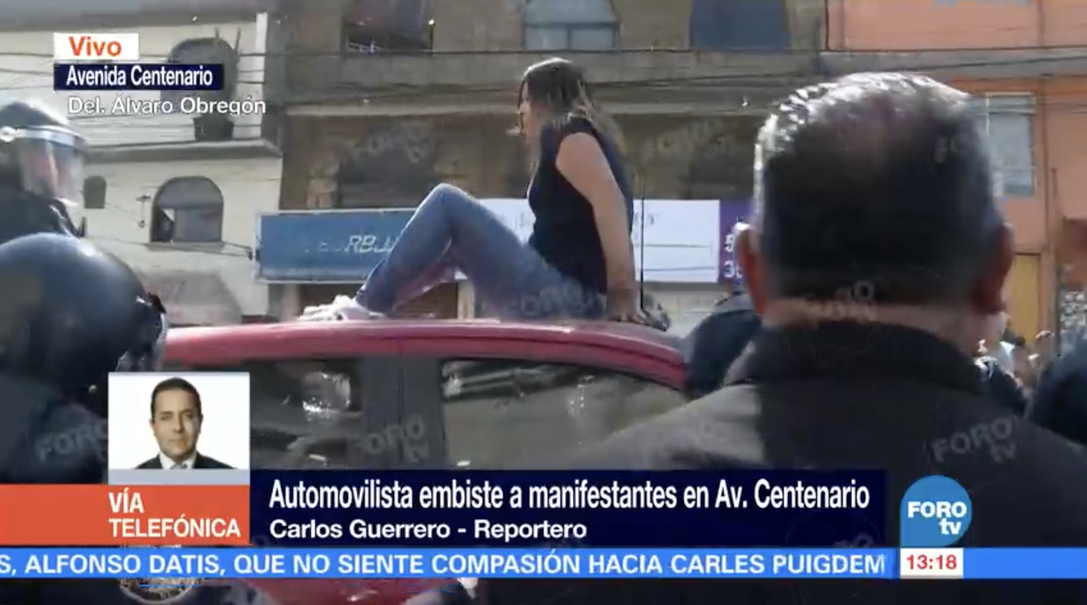 Conductor embiste manifestación y provoca enfrentamiento entre granaderos y vecinos - comioneta-7