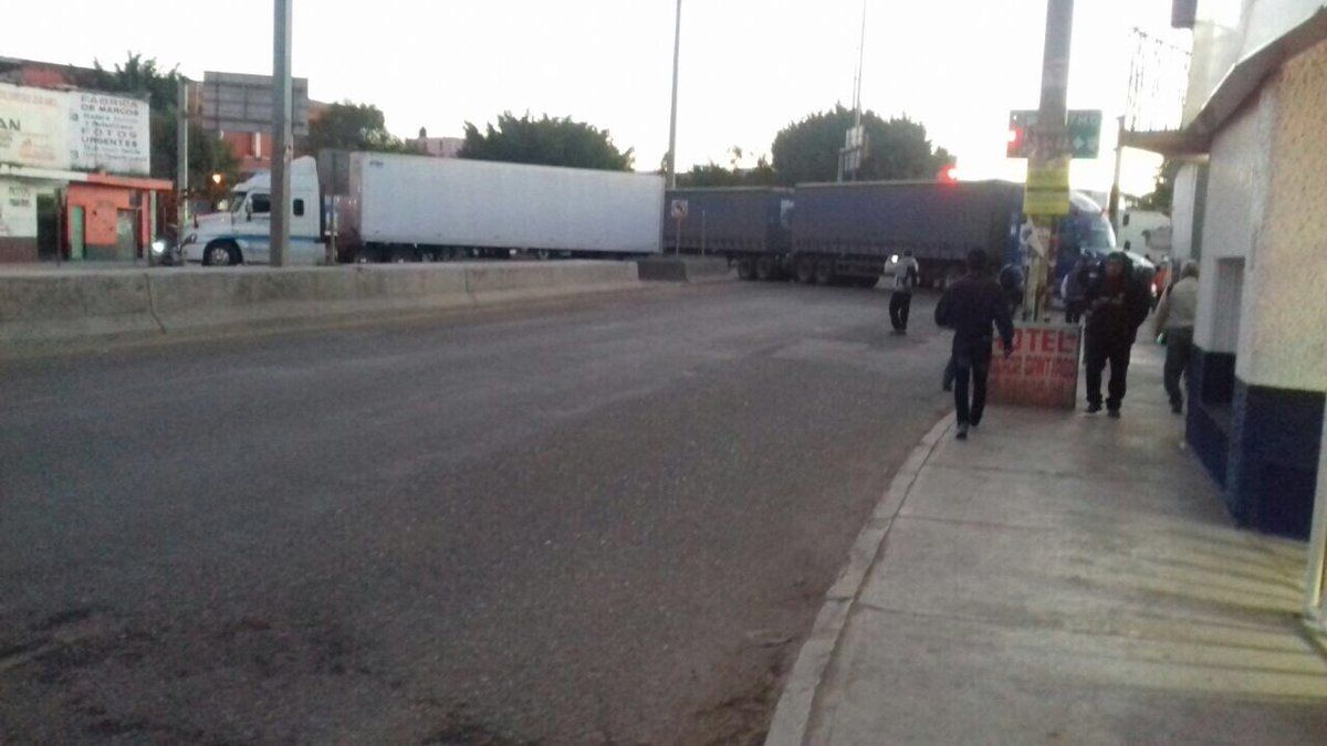 CTM bloquea al menos 23 puntos en Oaxaca - ctm-oaxaca-2
