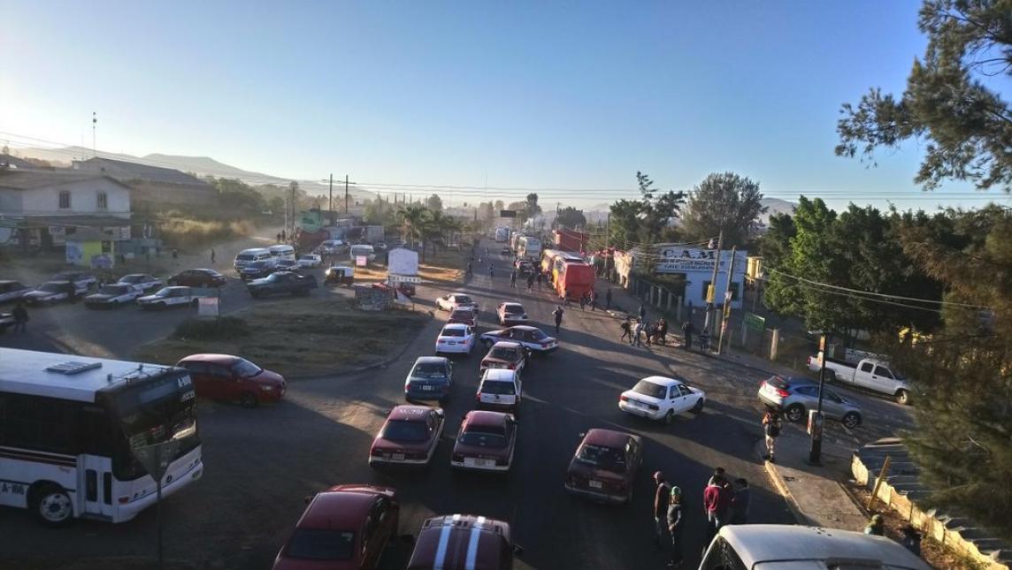 CTM bloquea al menos 23 puntos en Oaxaca - ctm-oaxaca3