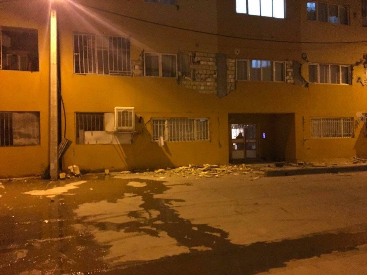 Terremoto magnitud 7.3 deja al menos 61 muertos en Irán