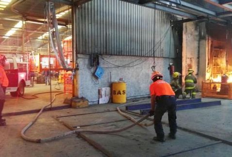 Explosión provoca desalojo de más de 250 empleados en Nuevo León