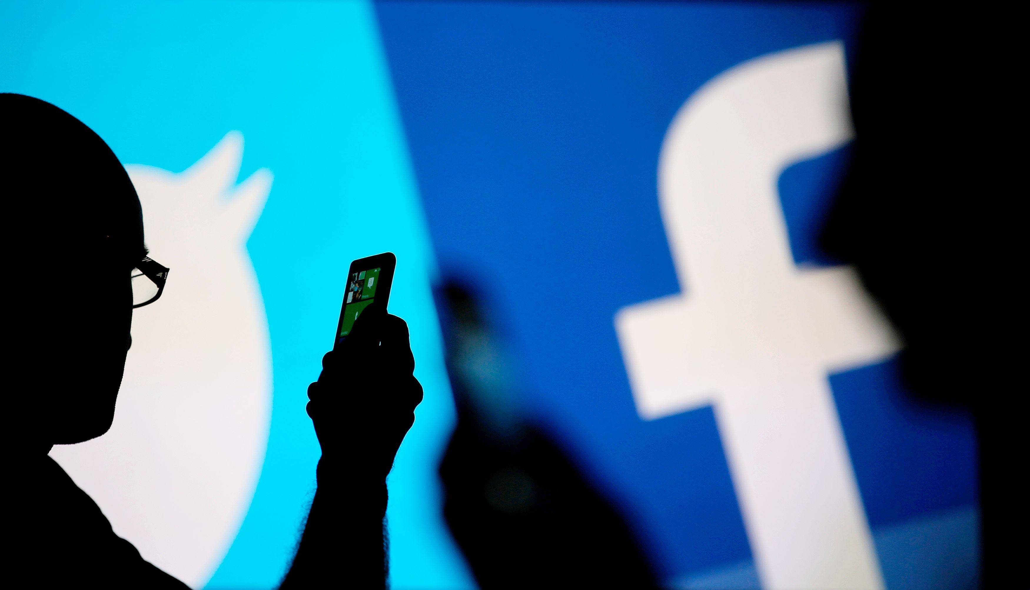 Facebook y Twitter recibieron cientos de millones de dólares de Rusia - facebook-twitter-1