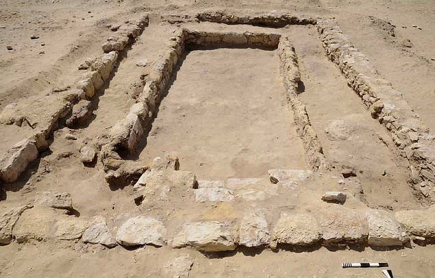 Descubren en Egipto gimnasio que data del siglo III a.C. - gimnasio-egipcio-e1509991375308