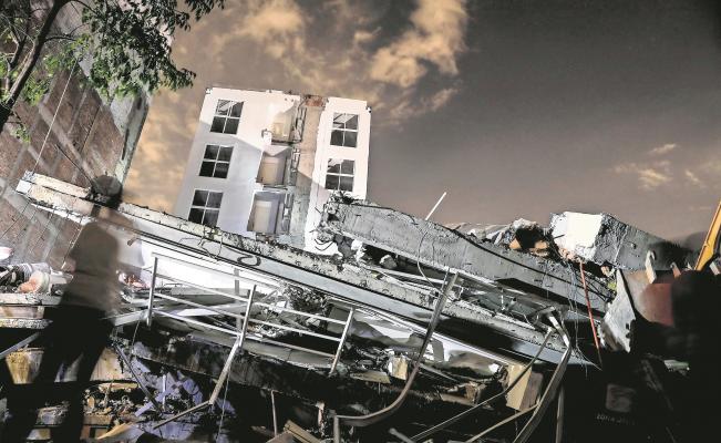 Benito Juárez tiene hasta 19 edificios que violan uso de suelo - gran-bretaña-90