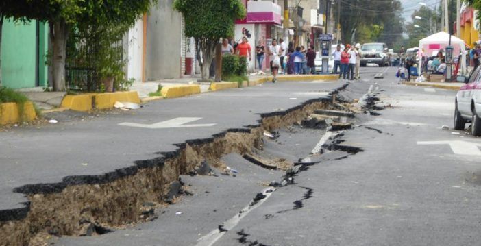 Mancera anuncia plan de mil mdp para tratar grietas en Tláhuac