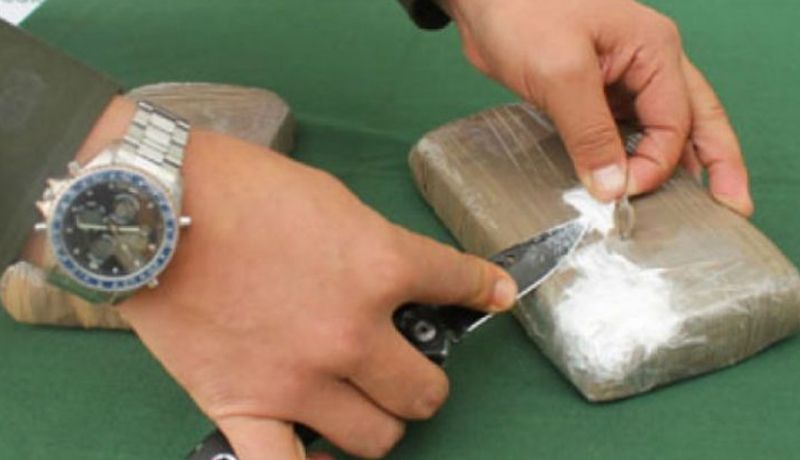 Cae pareja con un kilo de heroína en la Condesa