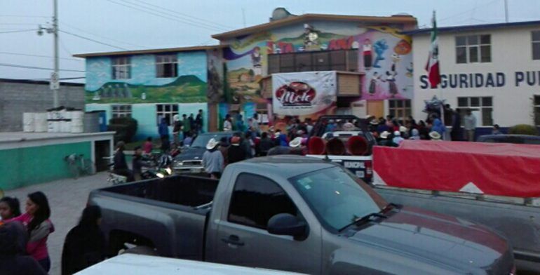 Casi linchan a policías tras confundirlos con delincuentes en Hidalgo