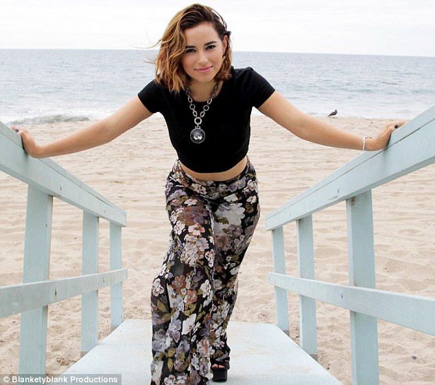 Acusan de violación a actor de Gossip Girl - kristina-cohen