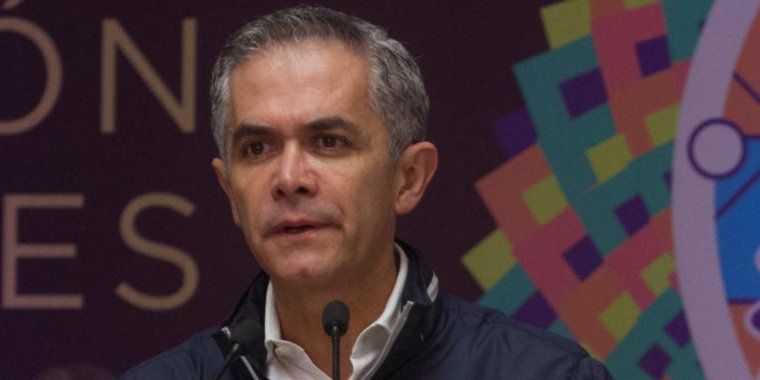 Mancera llama a López Obrador a terminar bloqueo en la ALDF