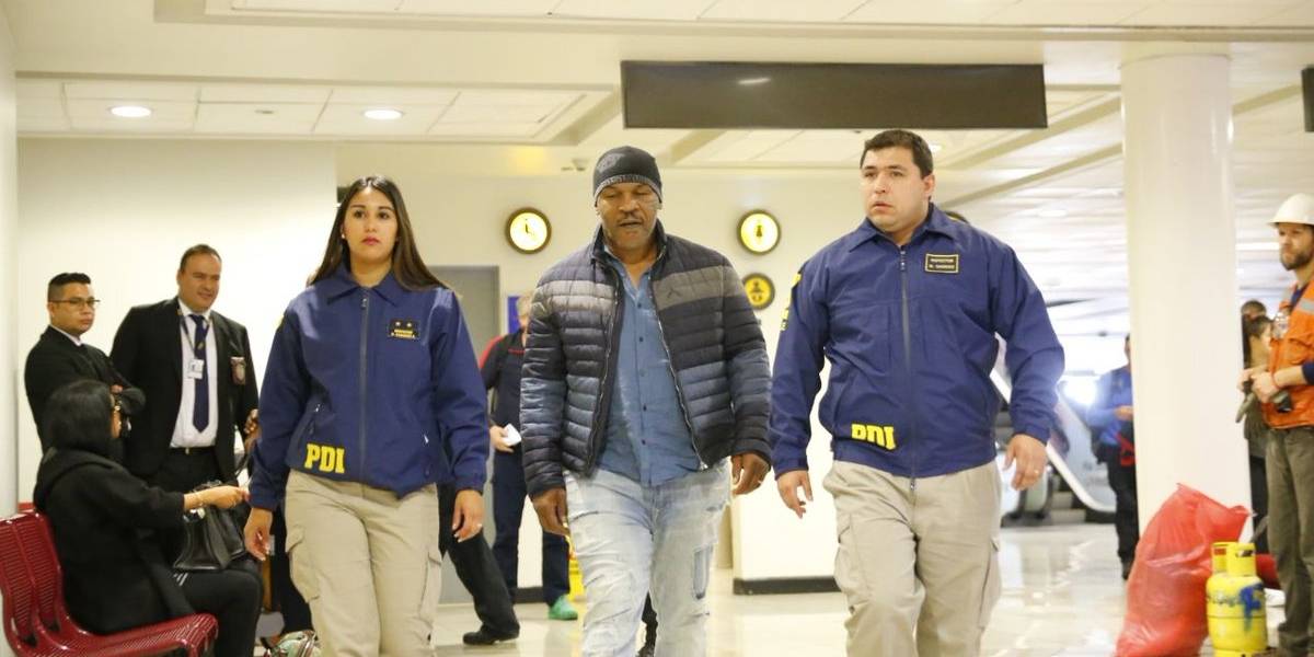 #VIDEO deportan a Mike Tyson de Chile por antecedentes penales