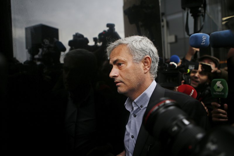 Mourinho comparece en España por fraude fiscal