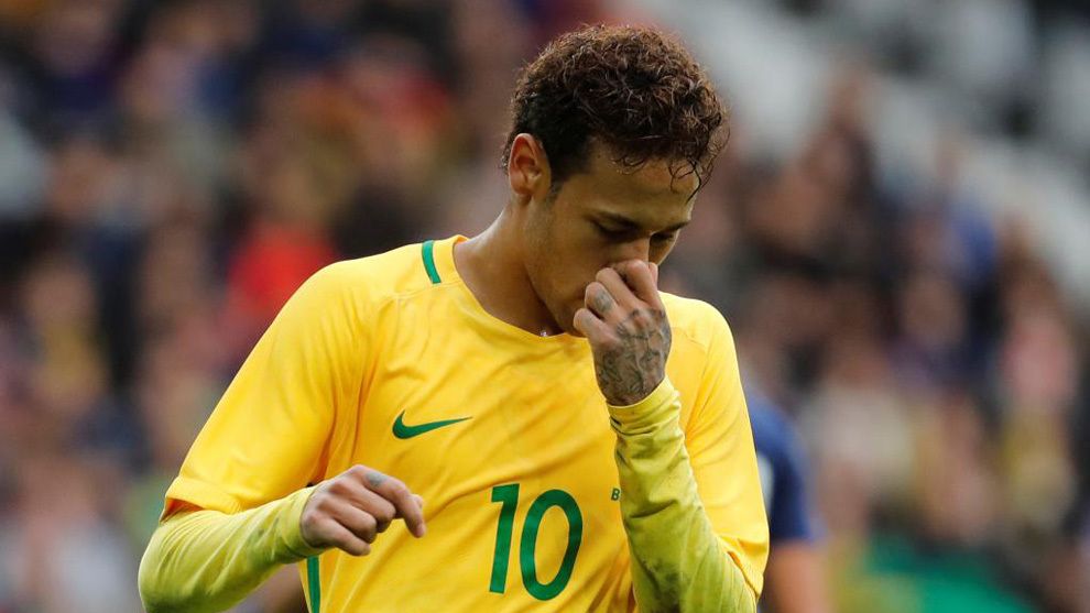 Neymar asegura que la prensa le inventa problemas