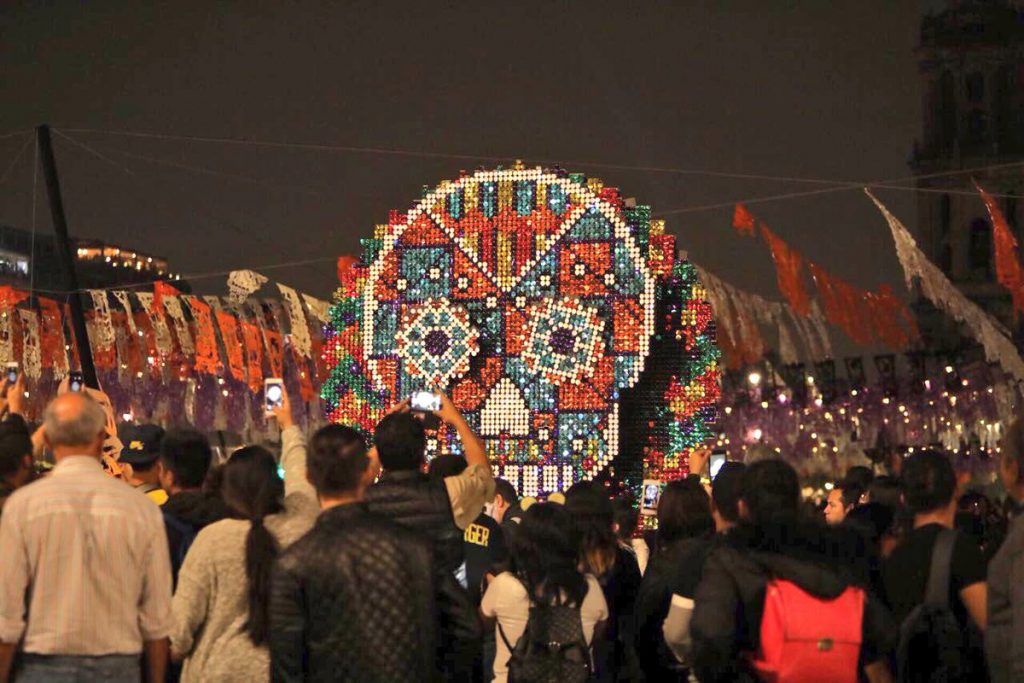 Hoy es el último día para visitar Ofrenda Monumental en el Zócalo - ofrenda-zocalo1-1024x683