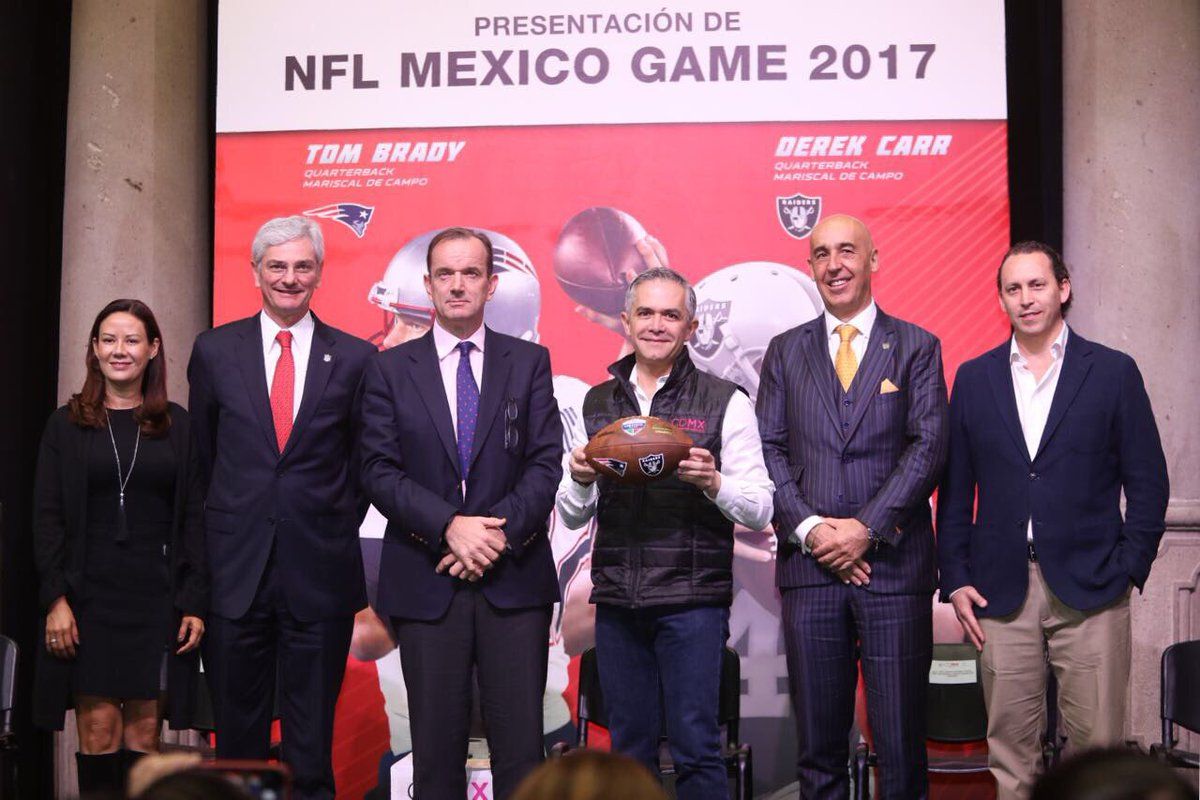 Presenta Mancera partido de la NFL en la CDMX