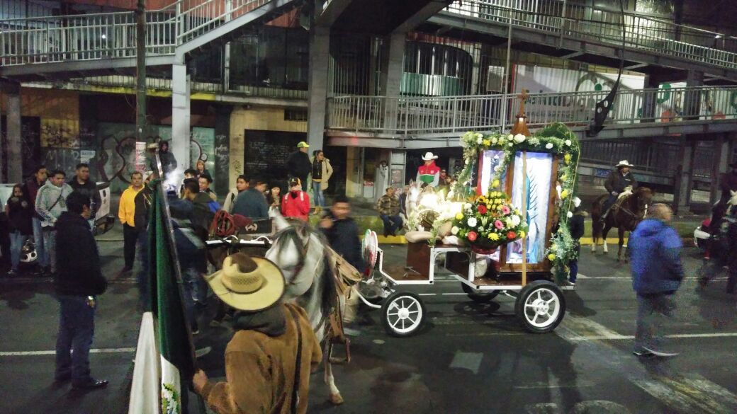 Peregrinación a caballo rumbo a la Basílica