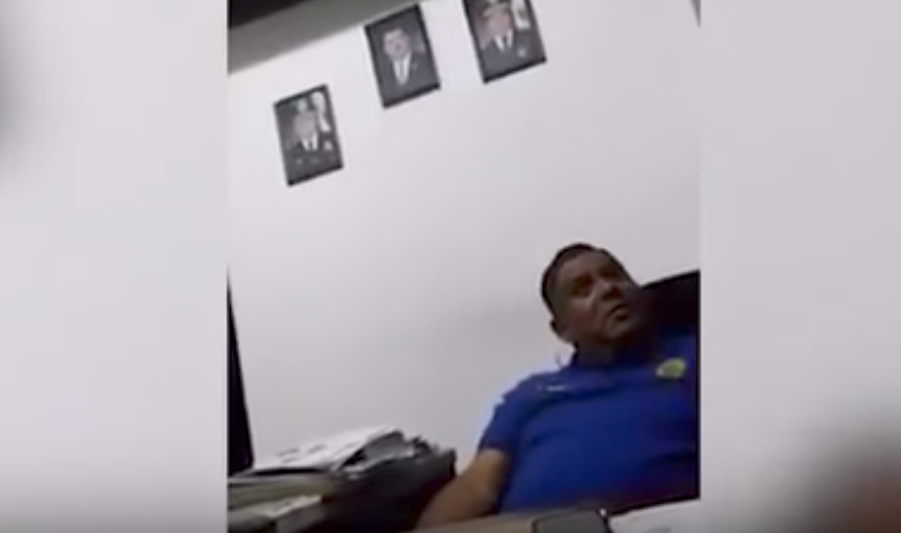 #Video Suspenden a mando policiaco por acoso sexual a compañera