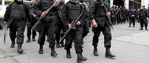 Roban diez armas largas y diez cortas a módulo de la Policía de Toluca