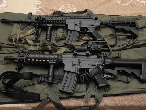 Investigan vehículos abandonados con rifles de asalto en Tamaulipas