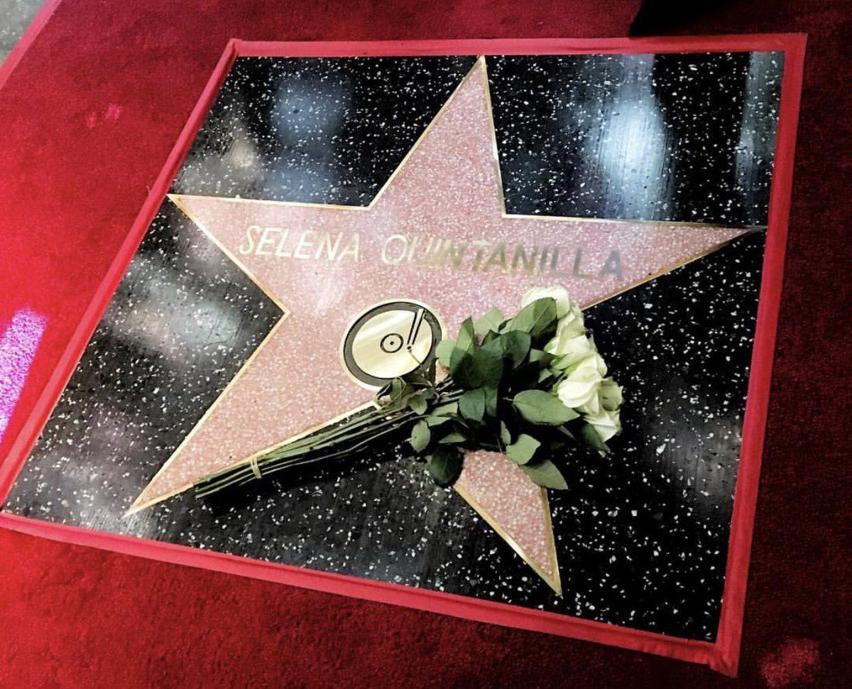 Develan estrella de Selena en Paseo de la Fama de Hollywood