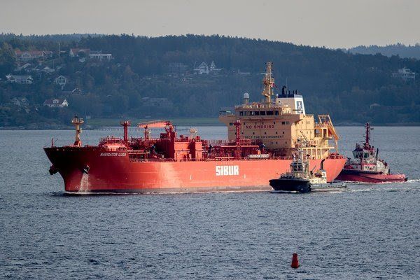 Wilbur Ross niega haber ocultado reportes de negocios con rusos - sibur