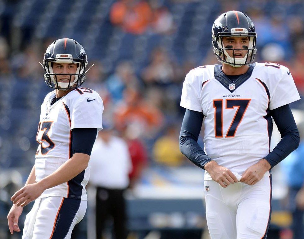 Denver busca corregir rumbo en Filadelfia - siemian-y-osweiler