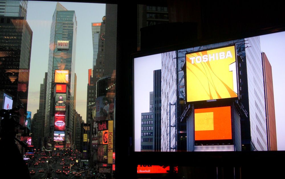 Toshiba retirará logo de Times Square por austeridad Toshiba retirará logo de Times Square por austeridad