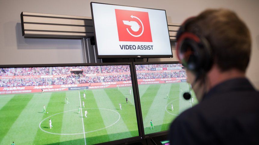 Federación Alemana despide a encargado del VAR en Bundesliga - var-bundesliga