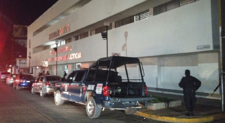 Detienen a exfuncionario de Sinaloa por no justificar supuestos pagos