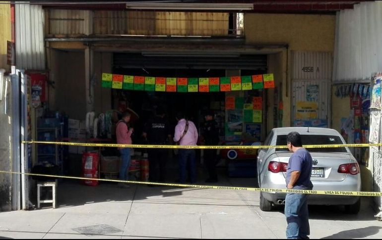 Asalto a tienda en Zapopan deja dos muertos