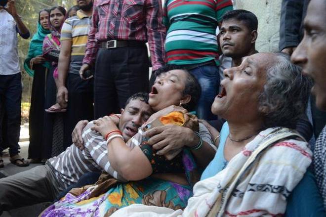 Estampida deja al menos 10 muertos en Bangladesh