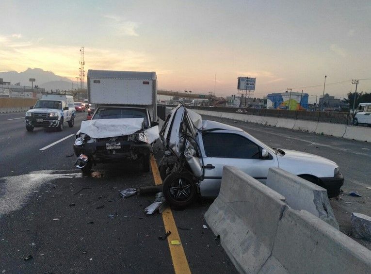 Choque en la México-Puebla deja un herido