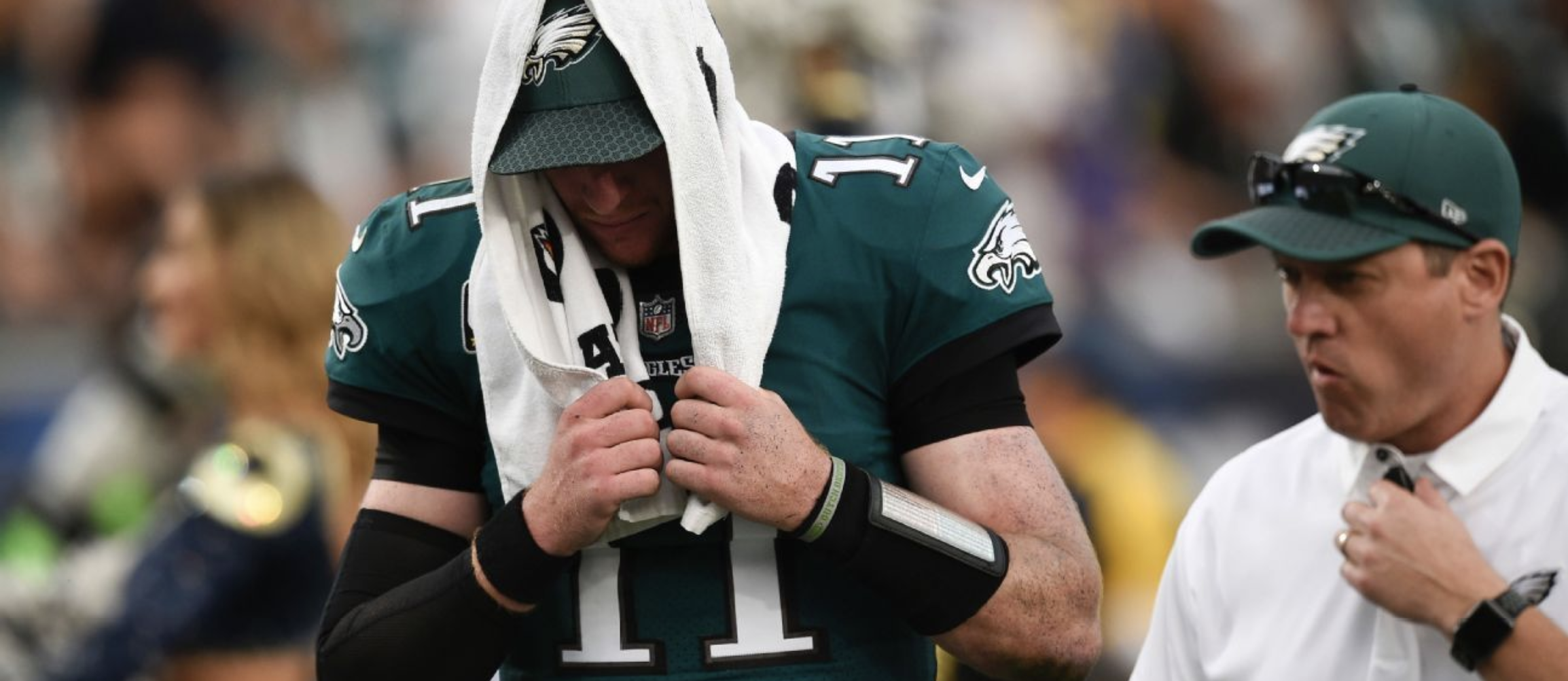 Carson Wentz fuera el resto de la temporada