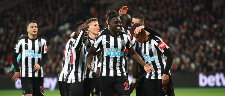 Newcastle derrota al West Ham 