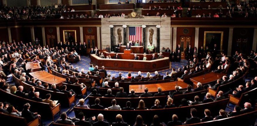 Aprueban reforma fiscal de Trump