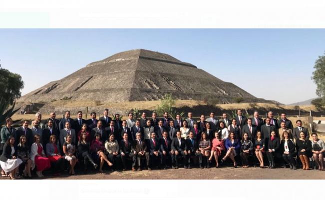 Legisladores del Edomex sesionan en Teotihuacán