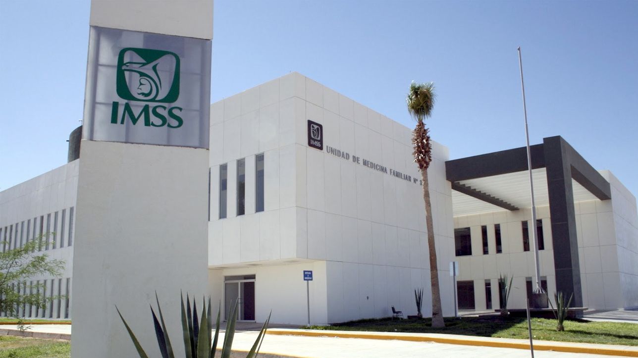 Denuncia SFP a dos trabajadores del IMSS por ingresos irregulares