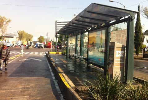 Cierran estaciones del Metrobús y Ecobici en la delegación Cuauhtémoc