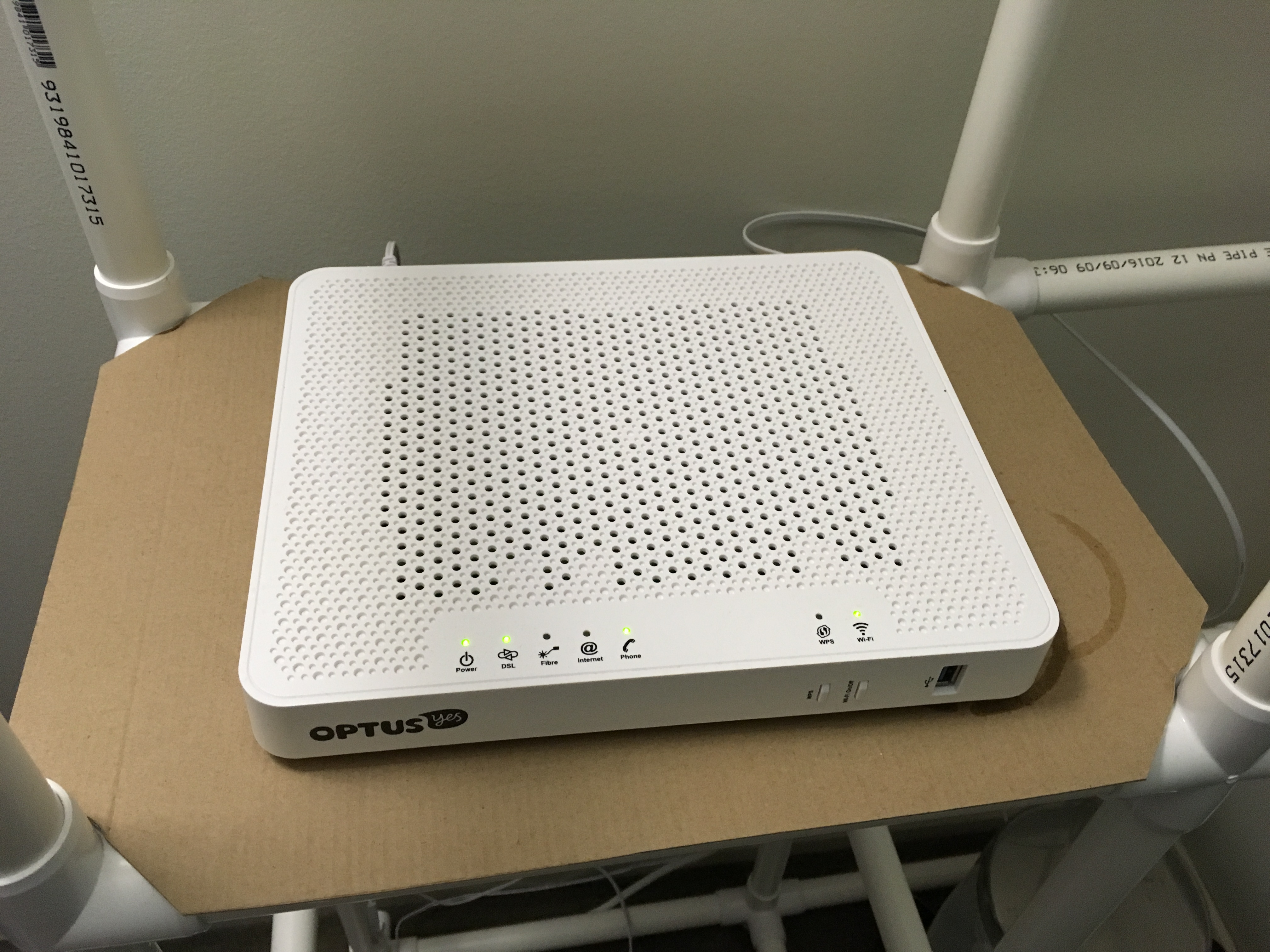 Conectados a internet 17 millones de hogares mexicanos - Modem