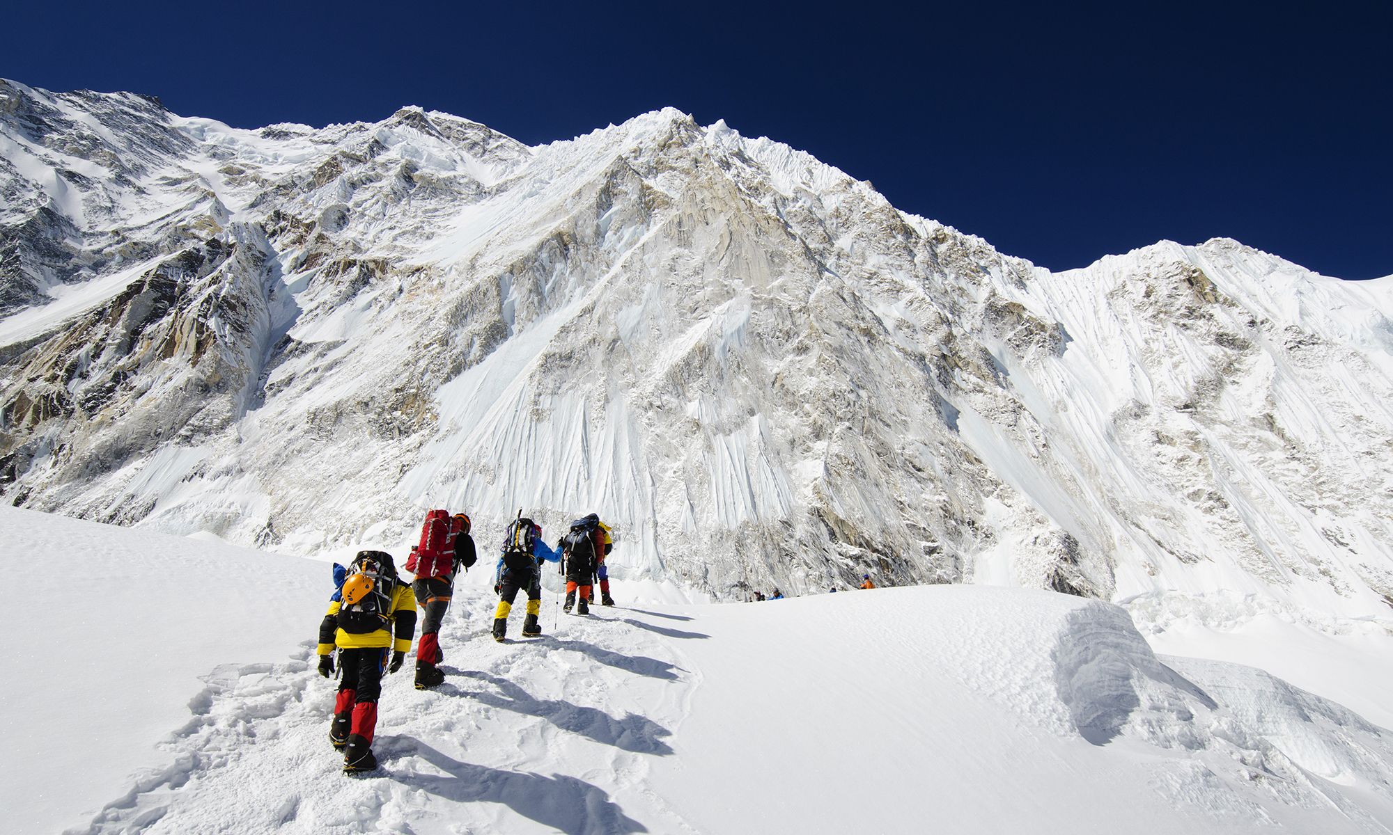 ¿Qué se necesita para escalar el Monte Everest?